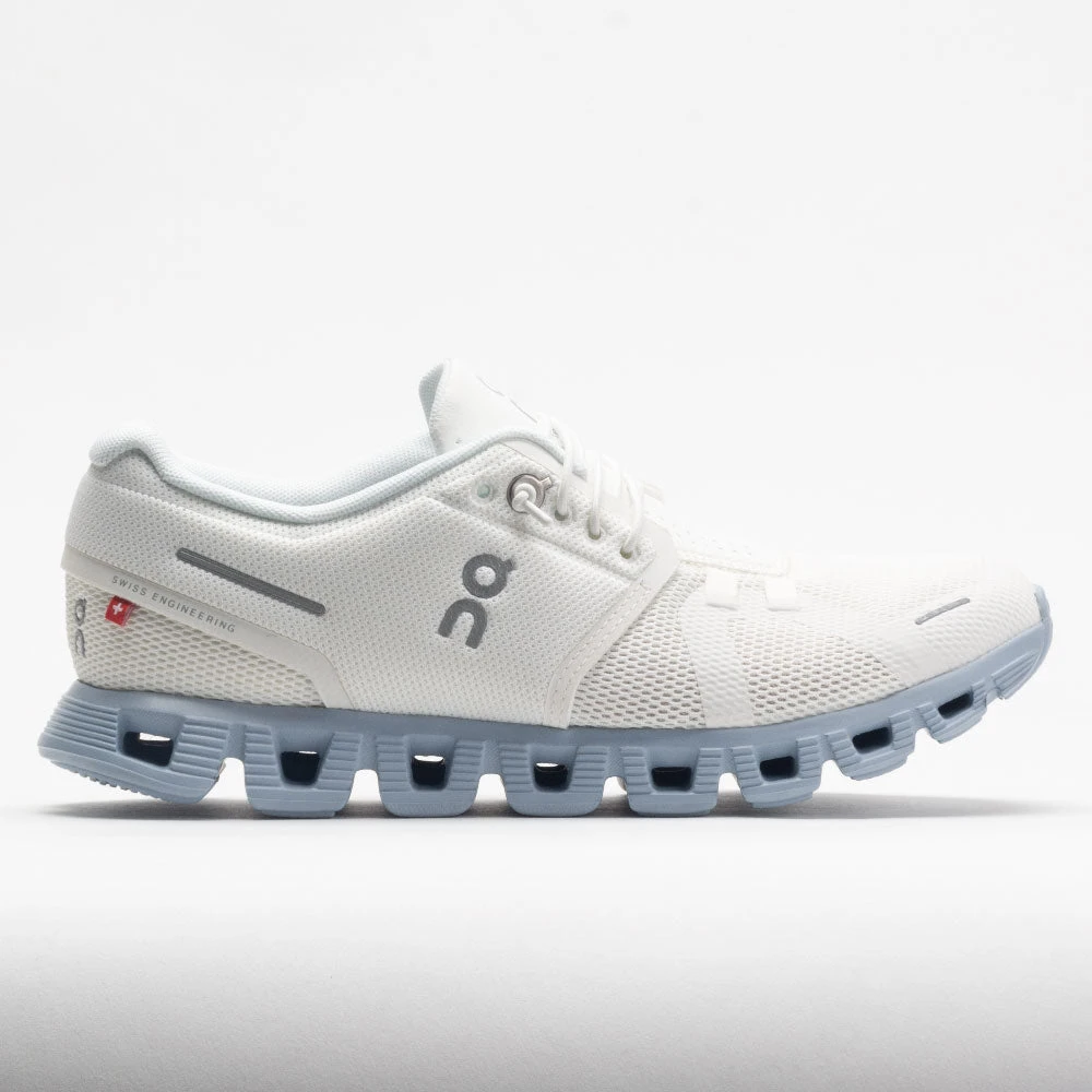 On Running On Cloud 5 Women's White/Chambray 1 On Running On Cloud 5 Women's White/Chambray