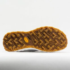 Norda 001 Women's White/Gum -Brooks Store 048431 4