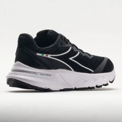 Diadora Mythos Blushield Volo 2 Women's Black/White -Brooks Store 048588 6