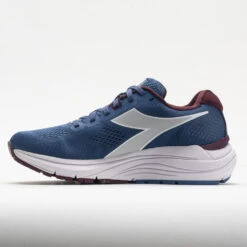 Diadora Mythos Blushield Vortice 7 Women's True Navy/White -Brooks Store 048595 1