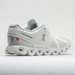 On Running On Cloud 5 Women's Undyed White 11 On Running On Cloud 5 Women's Undyed White -Brooks Store 049769 6